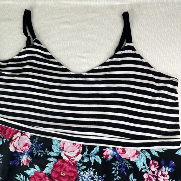 Torrid Babydoll Fabric Mix Poplin V-Neck Floral Cami Multi Women’s Plus Size 5X - Picture 4 of 12